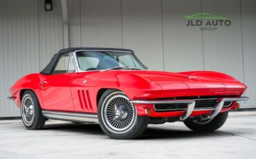 Chevrolet-Corvette-1965-1