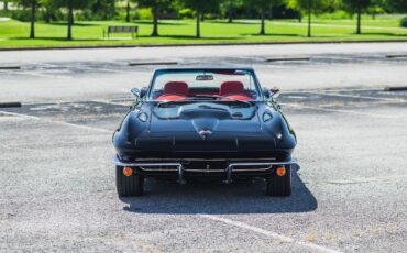 Chevrolet-Corvette-1965-Convertible-10