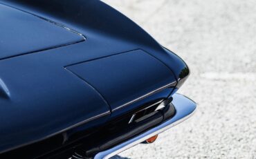 Chevrolet-Corvette-1965-Convertible-12