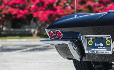 Chevrolet-Corvette-1965-Convertible-17