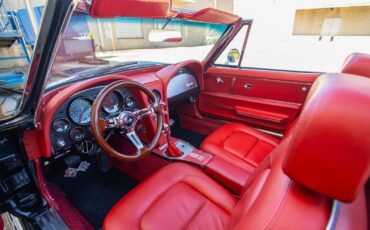 Chevrolet-Corvette-1965-Convertible-29