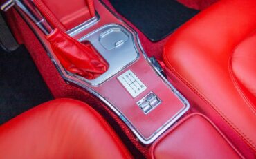 Chevrolet-Corvette-1965-Convertible-38