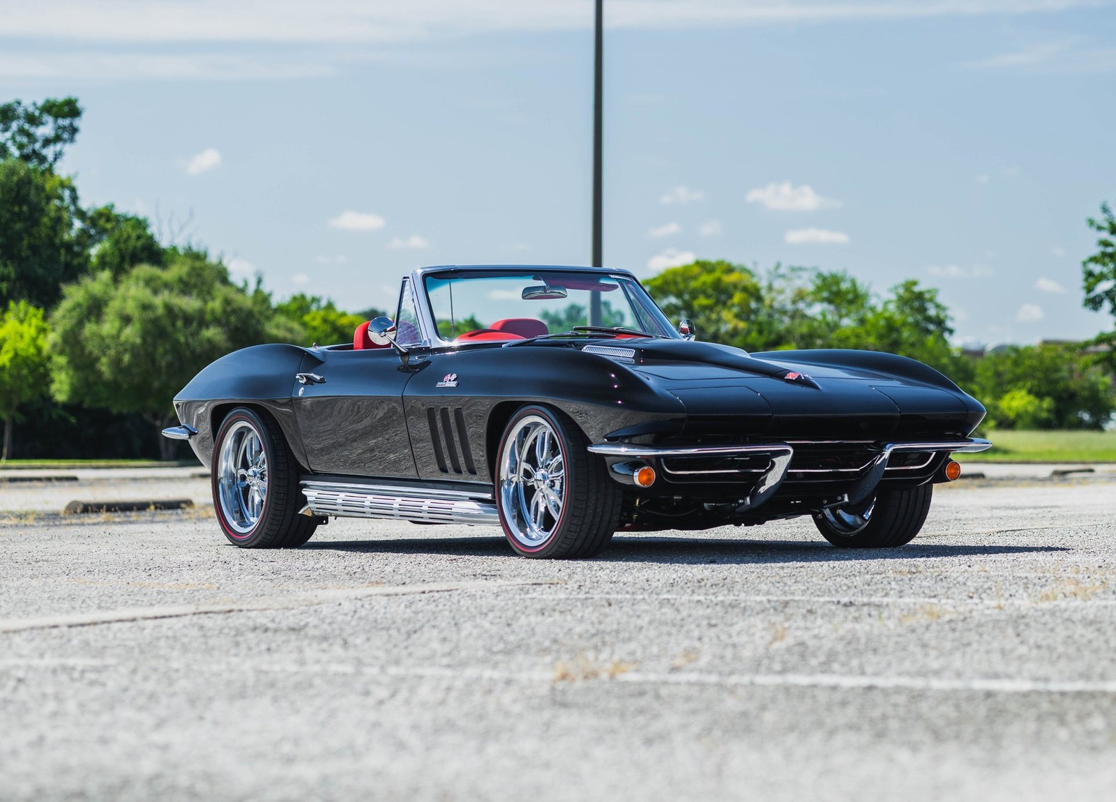 Chevrolet-Corvette-1965-Convertible-5
