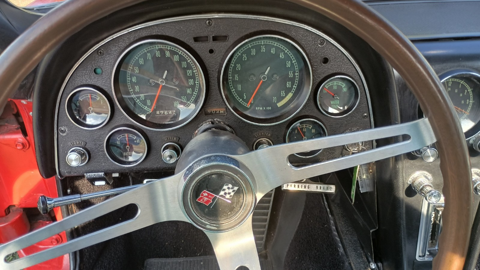 Chevrolet-Corvette-1965-Convertible-6