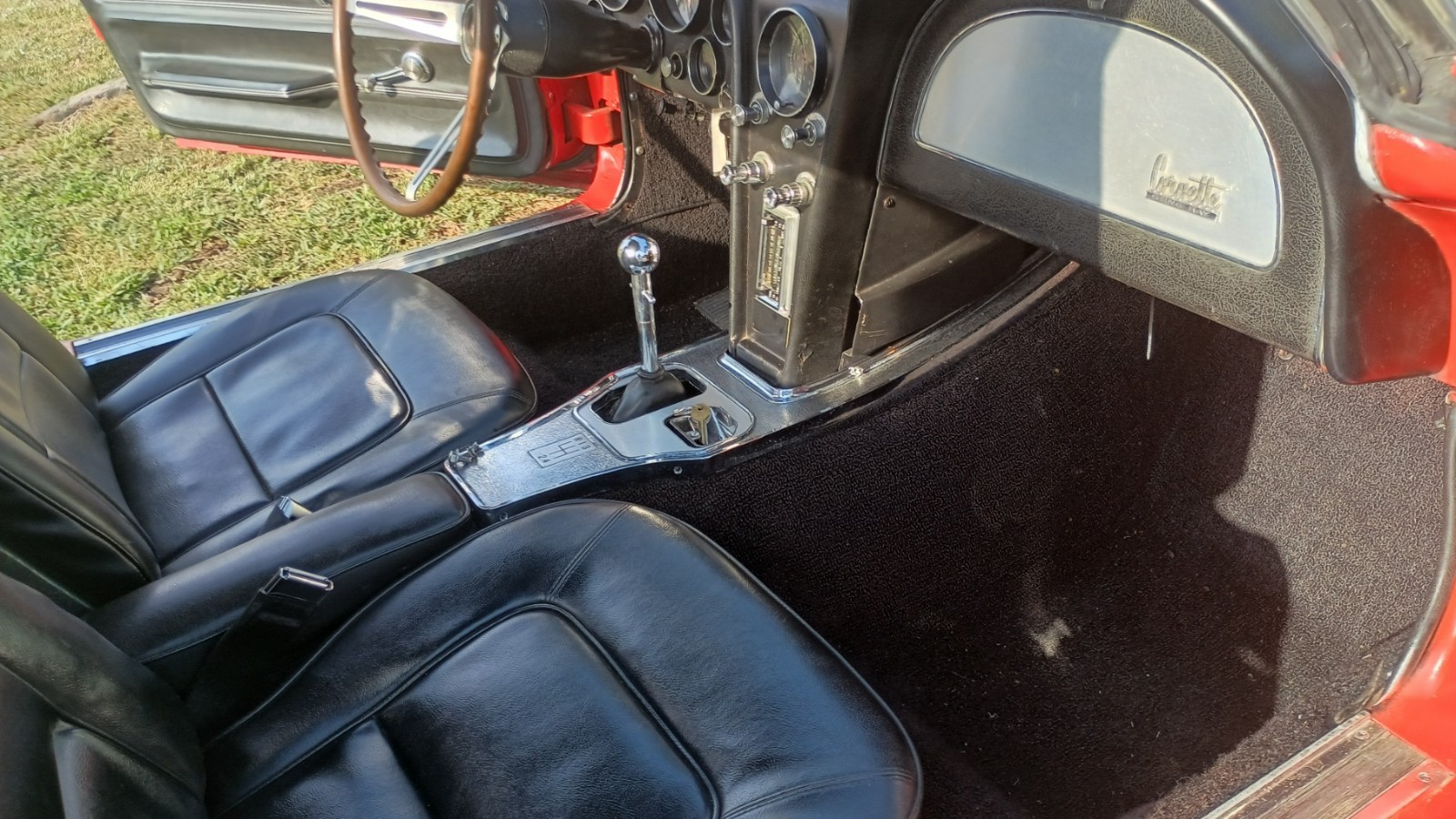 Chevrolet-Corvette-1965-Convertible-8