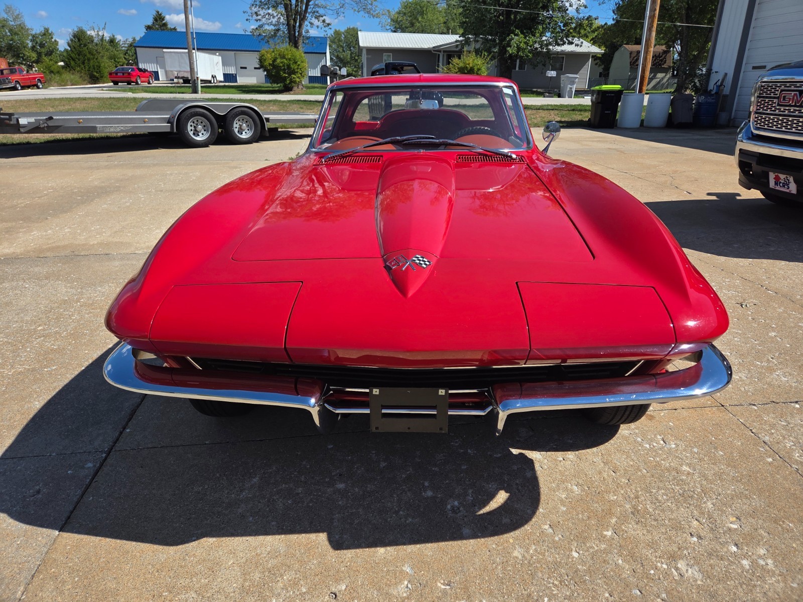 Chevrolet-Corvette-1965-Coupe-1