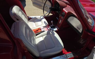 Chevrolet-Corvette-1965-Coupe-14