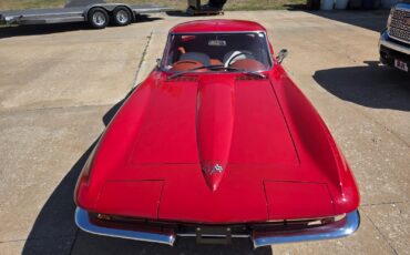 Chevrolet-Corvette-1965-Coupe-2