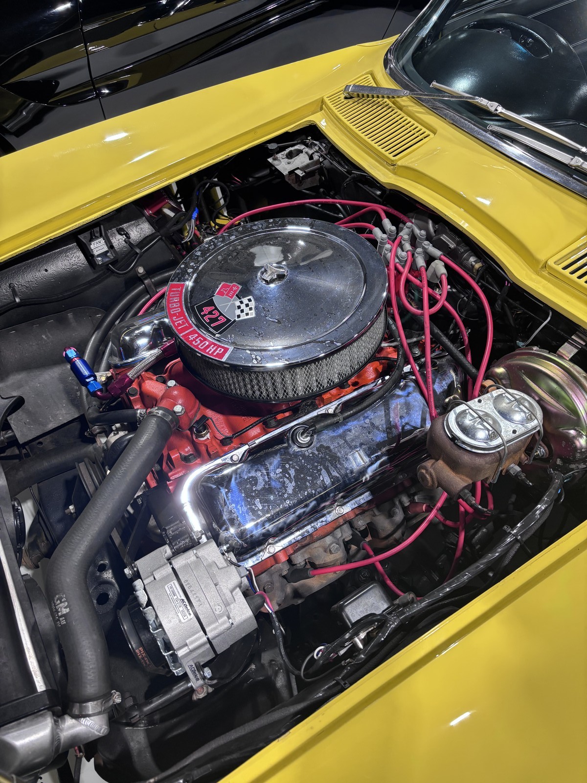 Chevrolet-Corvette-1966-15