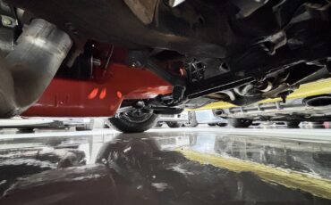 Chevrolet-Corvette-1966-17