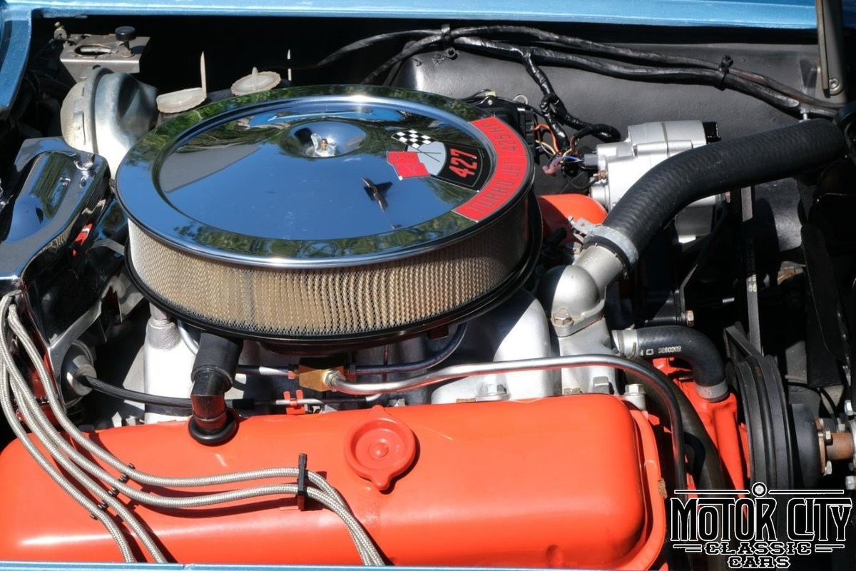 Chevrolet-Corvette-1966-31