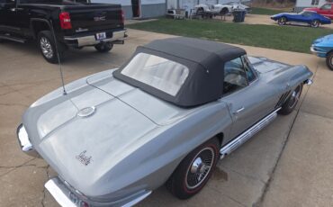 Chevrolet-Corvette-1966-Convertible-11