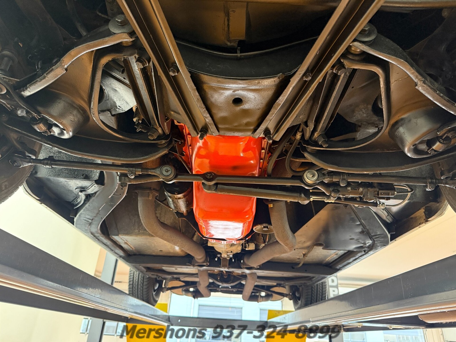 Chevrolet-Corvette-1966-Convertible-16