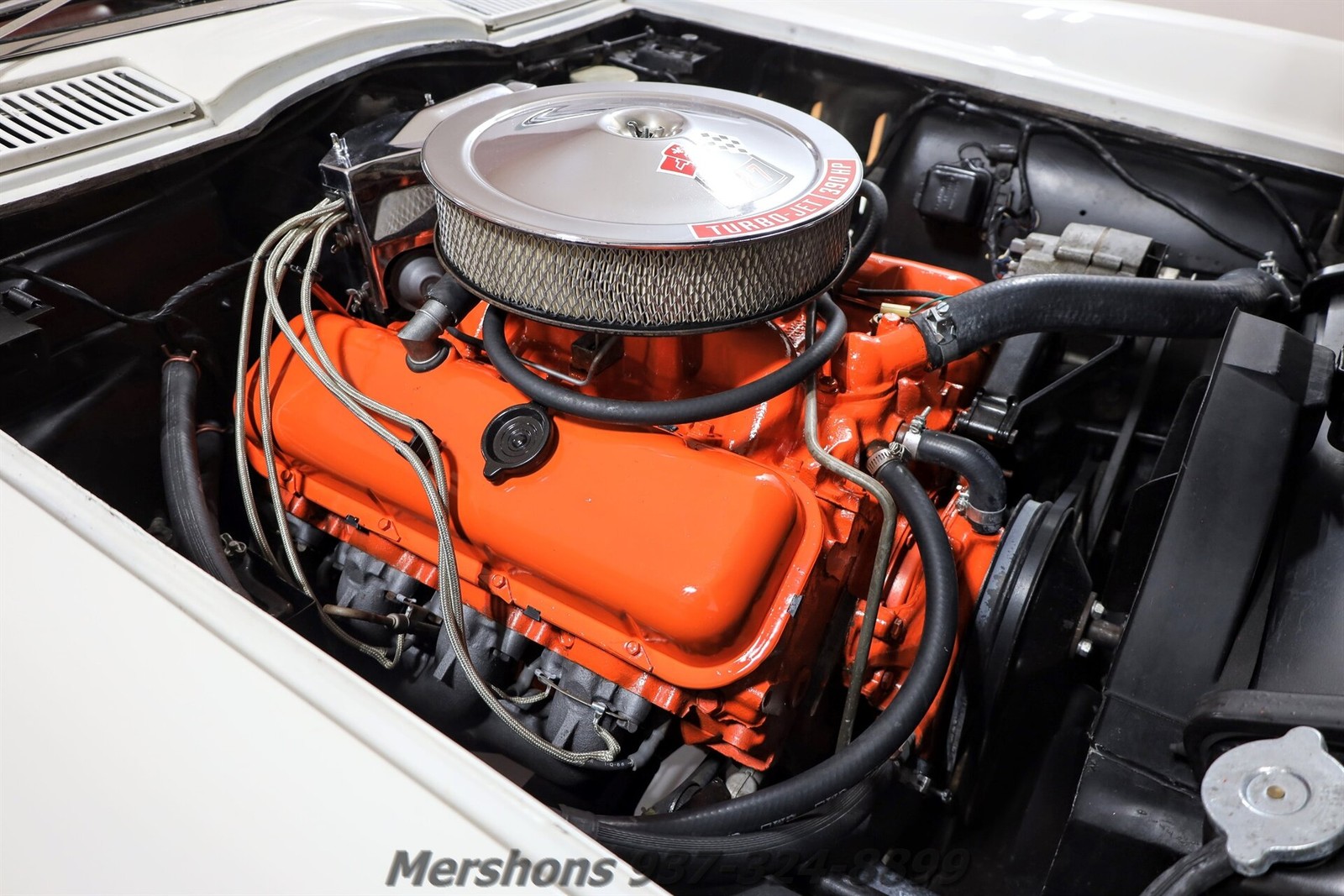 Chevrolet-Corvette-1966-Convertible-18