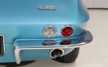 Chevrolet-Corvette-1966-Convertible-18