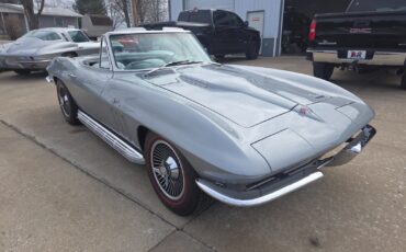 Chevrolet-Corvette-1966-Convertible-20