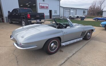 Chevrolet-Corvette-1966-Convertible-22