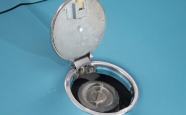 Chevrolet-Corvette-1966-Convertible-23