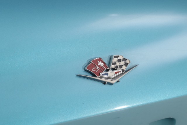 Chevrolet-Corvette-1966-Convertible-24