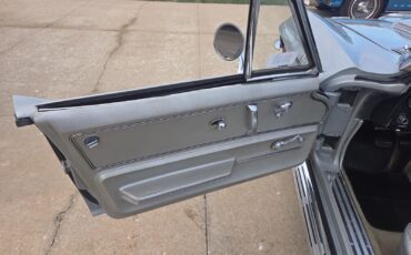 Chevrolet-Corvette-1966-Convertible-28