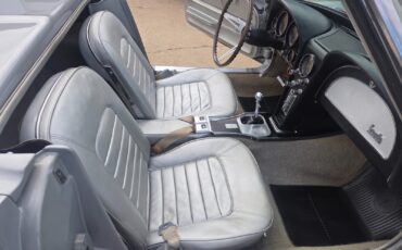 Chevrolet-Corvette-1966-Convertible-32