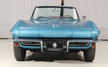Chevrolet-Corvette-1966-Convertible-4