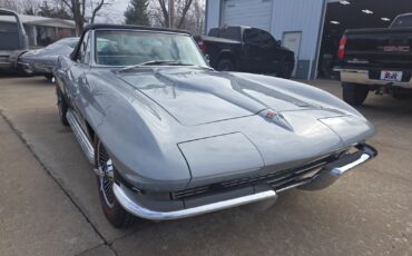 Chevrolet-Corvette-1966-Convertible-4