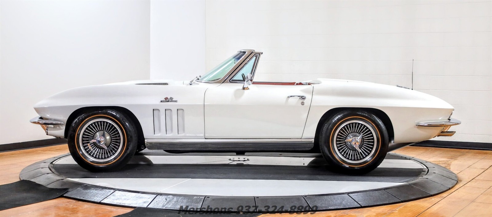 Chevrolet-Corvette-1966-Convertible-5