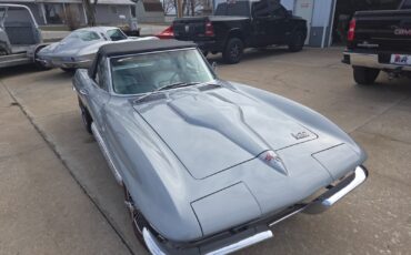 Chevrolet-Corvette-1966-Convertible-5