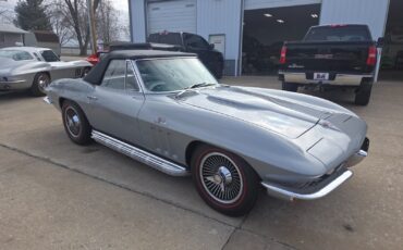 Chevrolet-Corvette-1966-Convertible-6