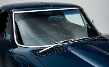 Chevrolet-Corvette-1966-Coupe-10