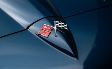 Chevrolet-Corvette-1966-Coupe-11