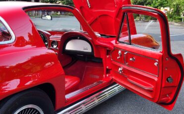 Chevrolet-Corvette-1966-Coupe-12