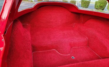 Chevrolet-Corvette-1966-Coupe-14