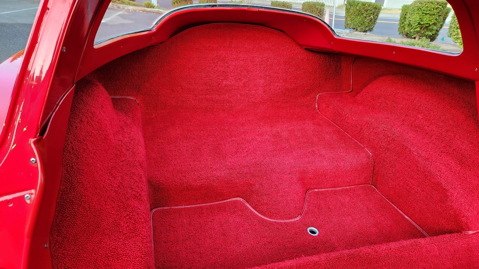 Chevrolet-Corvette-1966-Coupe-14