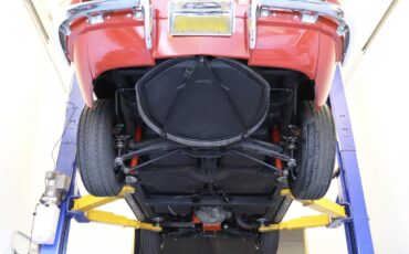 Chevrolet-Corvette-1966-Coupe-18