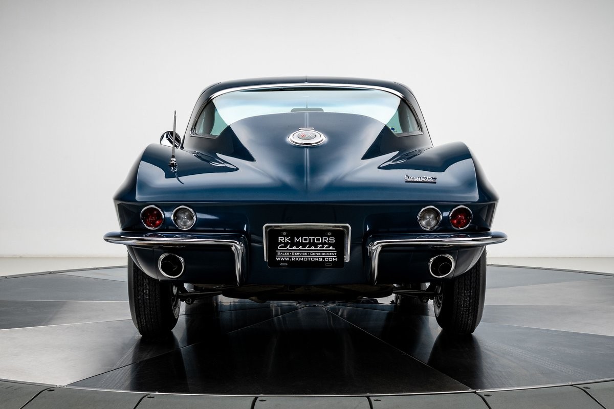 Chevrolet-Corvette-1966-Coupe-19