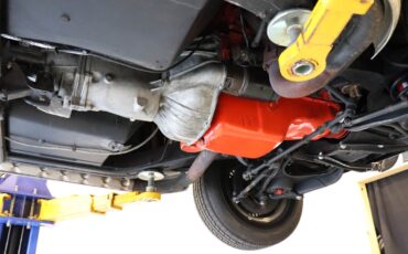 Chevrolet-Corvette-1966-Coupe-21