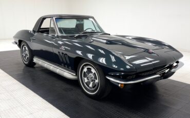 Chevrolet-Corvette-1966-Laguna-Blue-Metallic-Dark-Blue-16