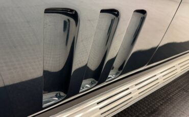 Chevrolet-Corvette-1966-Laguna-Blue-Metallic-Dark-Blue-23