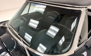 Chevrolet-Corvette-1966-Laguna-Blue-Metallic-Dark-Blue-25