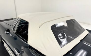 Chevrolet-Corvette-1966-Laguna-Blue-Metallic-Dark-Blue-31