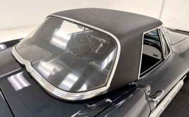 Chevrolet-Corvette-1966-Laguna-Blue-Metallic-Dark-Blue-37