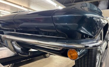 Chevrolet-Corvette-1966-Laguna-Blue-Metallic-Dark-Blue-44