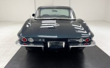 Chevrolet-Corvette-1966-Laguna-Blue-Metallic-Dark-Blue-7