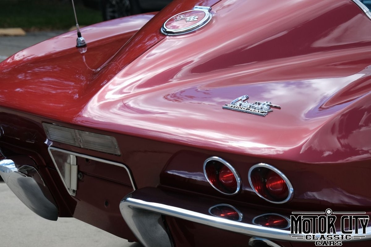 Chevrolet-Corvette-1967-13