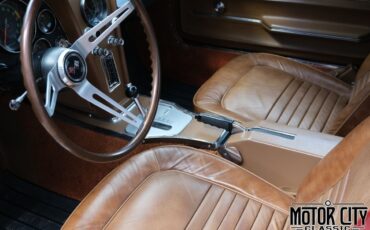 Chevrolet-Corvette-1967-24