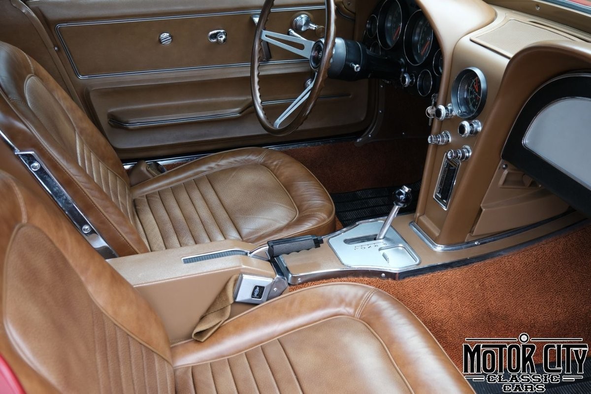 Chevrolet-Corvette-1967-26