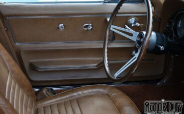 Chevrolet-Corvette-1967-27