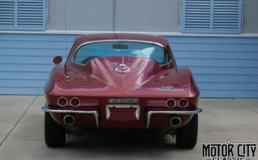 Chevrolet-Corvette-1967-3